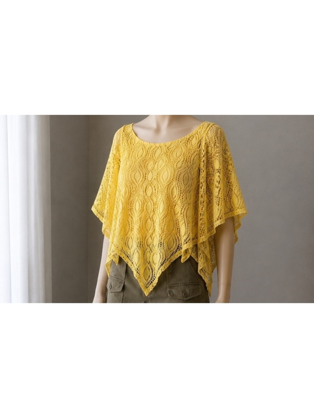 Chenault Yellow Lace Overlay Poncho Top Size L Layered Boho Handkerchief Hem